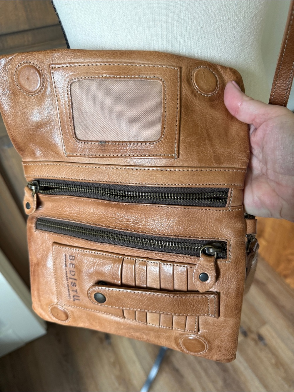 Bed Stu Cognac Leather Crossbody Bag - Picture 5 of 8